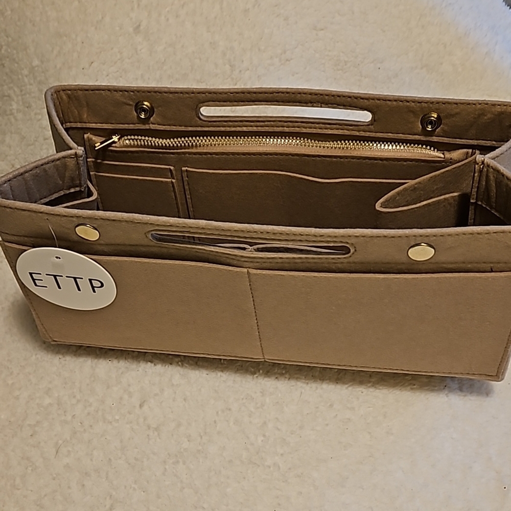 Cream Bag Organizer with Sturdy Fabric and Rectangular Shape